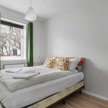 V53 Lovely 2 Bedroom Apartment In レイキャヴィーク エクステリア 写真