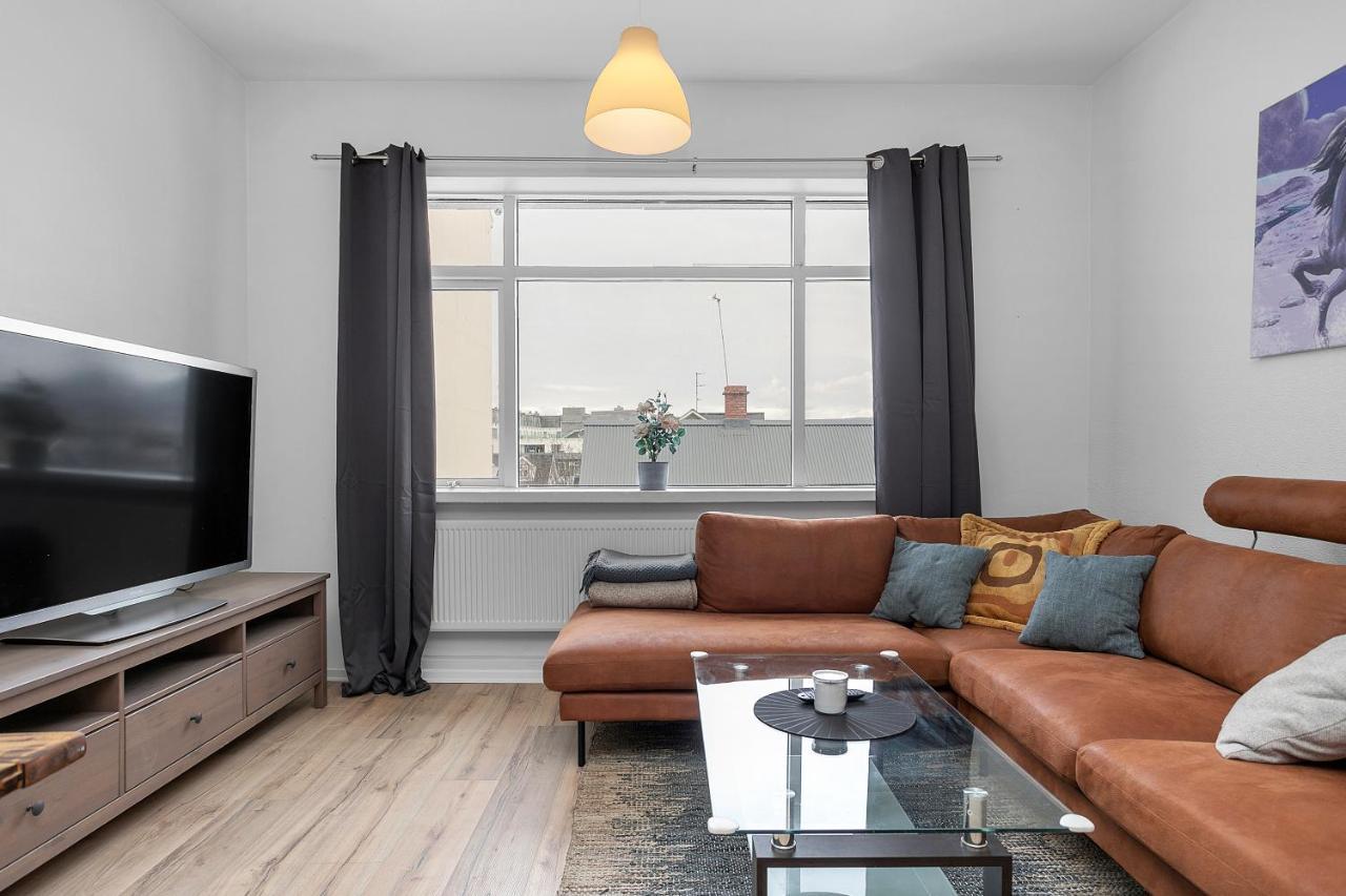 V53 Lovely 2 Bedroom Apartment In レイキャヴィーク エクステリア 写真