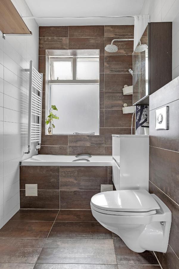 V53 Lovely 2 Bedroom Apartment In レイキャヴィーク エクステリア 写真