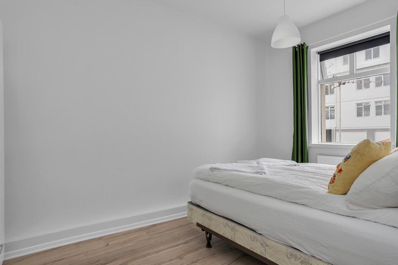 V53 Lovely 2 Bedroom Apartment In レイキャヴィーク エクステリア 写真